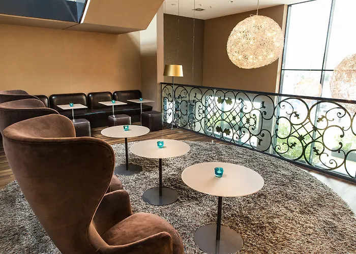 ホテル One Wien-westbahnhof 3*