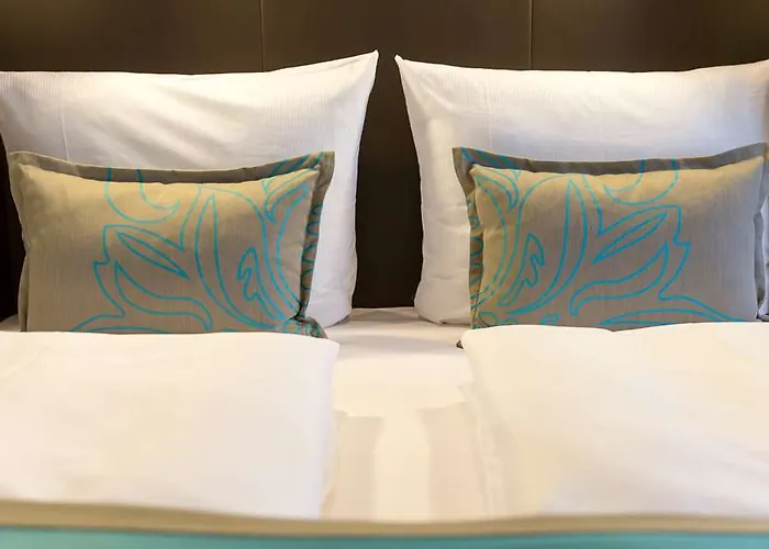 One Westbahnhof Hotel