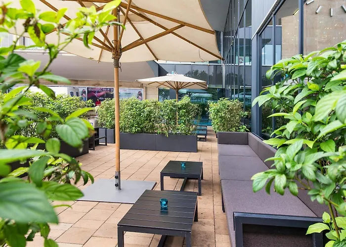 One Wien-westbahnhof 3*